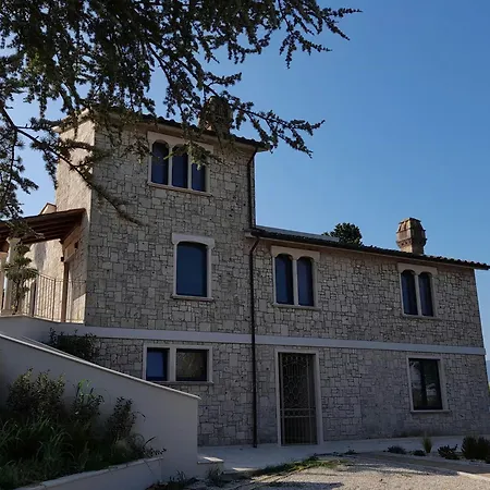 Hébergement de vacances With Pool In The Heart Of Umbria